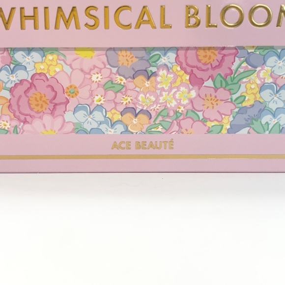 NWT ACE BEAUTE Whimsical Bloom Eyeshadow Pallette - Picture 3 of 12